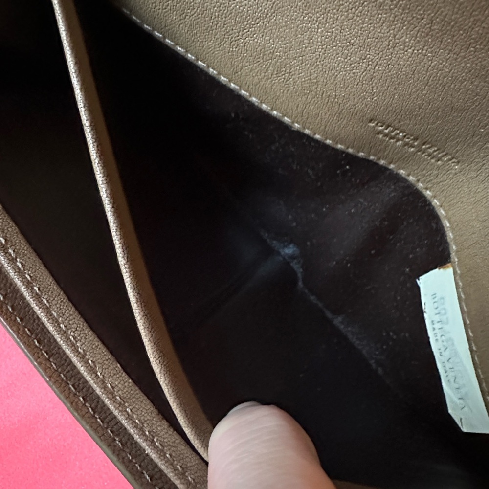 Bottega Veneta Intrecciato leather wallet - Picture 7 of 9